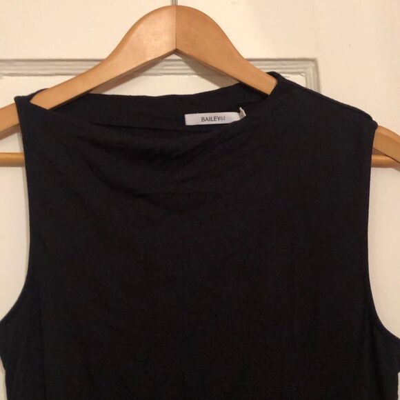 Bailey 44 sleeveless top - Picture 2 of 4